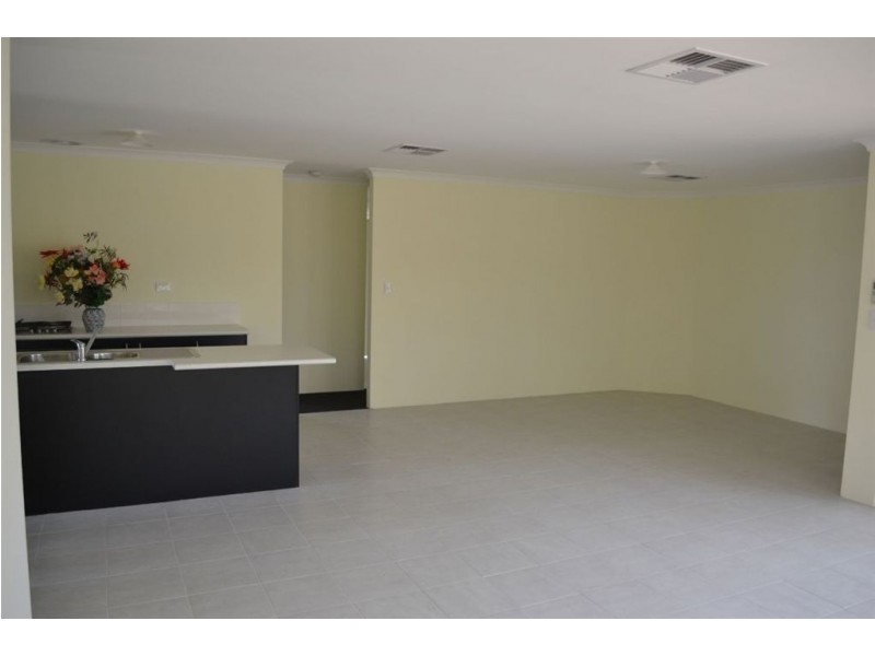 30 Goldfinch Bend, Harrisdale WA 6112