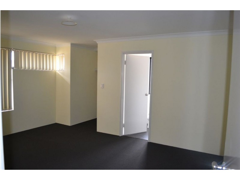 30 Goldfinch Bend, Harrisdale WA 6112