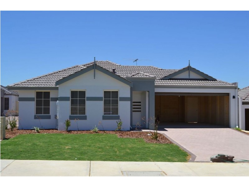 64a Amherst Road, Canning Vale WA 6155