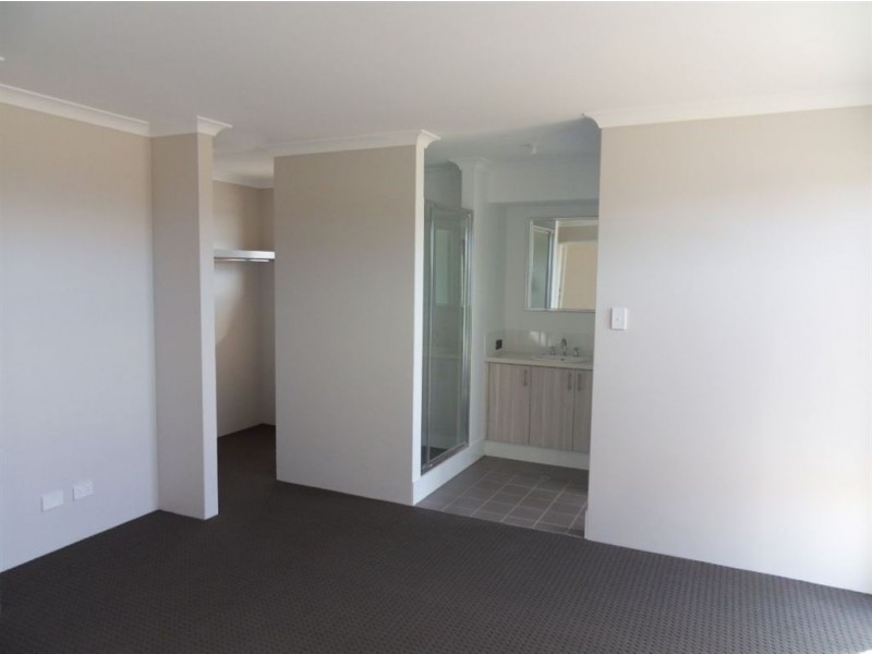 38 St Agnes Green, Southern River WA 6110