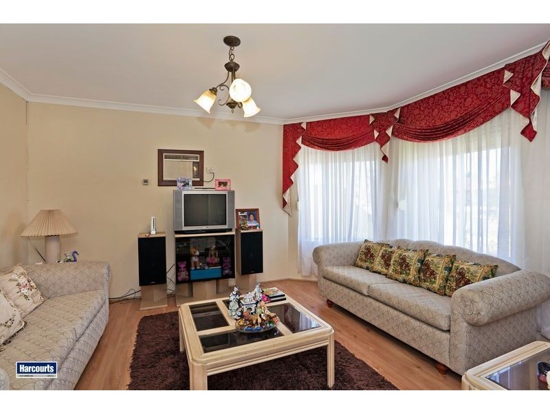 23 Juniper Court, Thornlie WA 6108