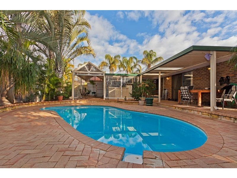 53 Ropele Drive, Parkwood WA 6147