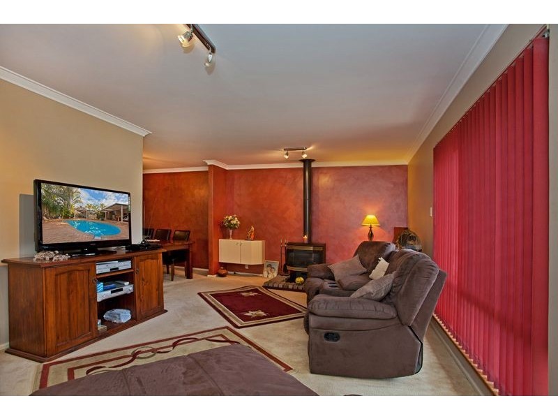 53 Ropele Drive, Parkwood WA 6147