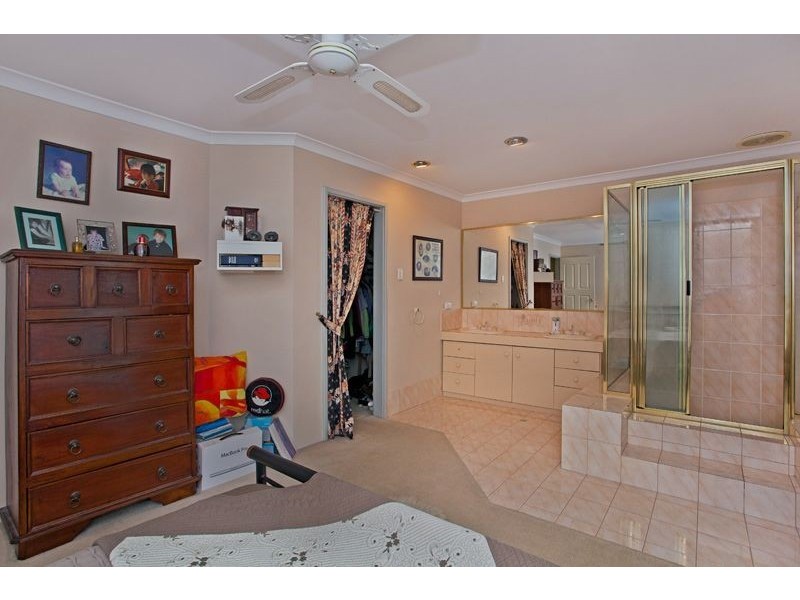 53 Ropele Drive, Parkwood WA 6147