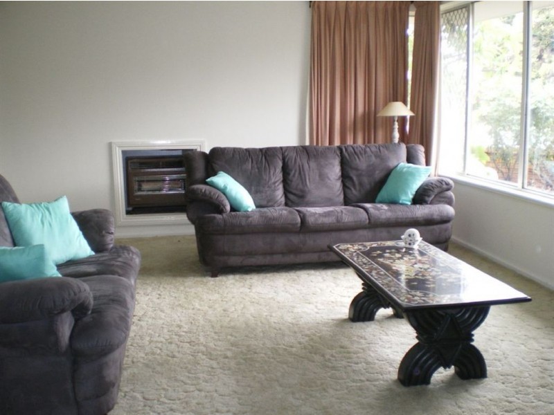 25 Pinetree Gully Road, Willetton WA 6155