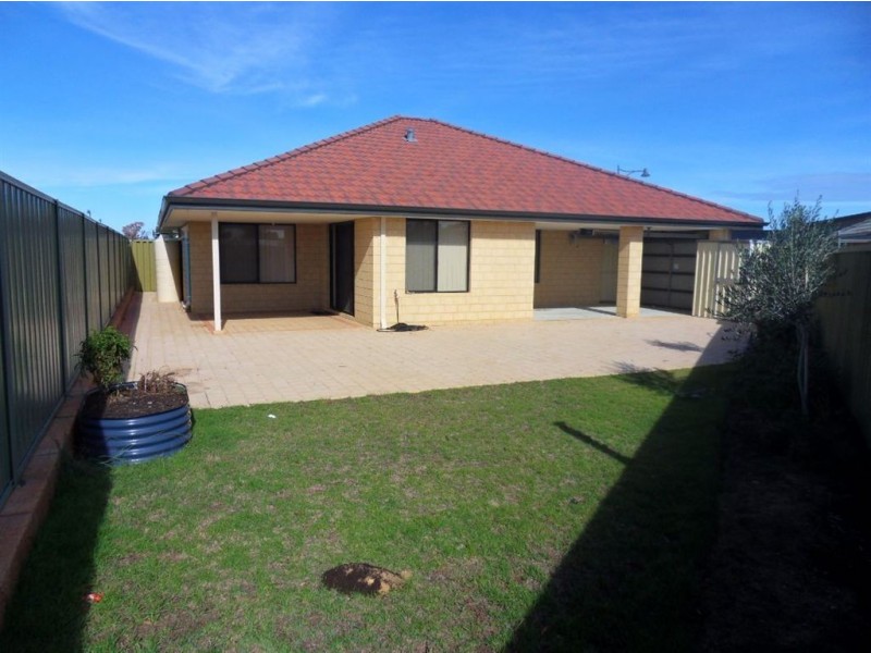 20 Peartree Terrace, Seville Grove WA 6112