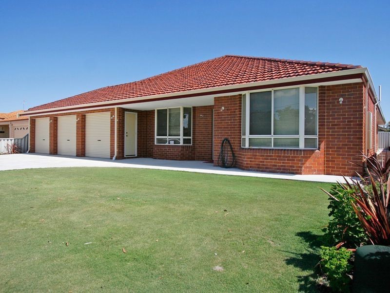227 Warton Road, Thornlie WA 6108