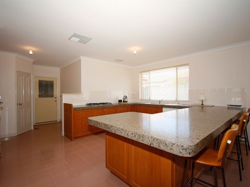 227 Warton Road, Thornlie WA 6108