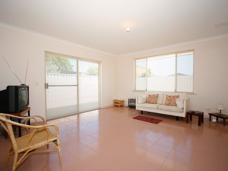 227 Warton Road, Thornlie WA 6108