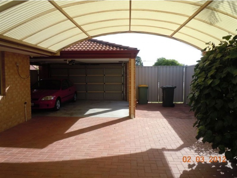 12 Woodland Dale, Canning Vale WA 6155