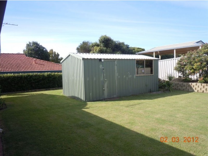 12 Woodland Dale, Canning Vale WA 6155