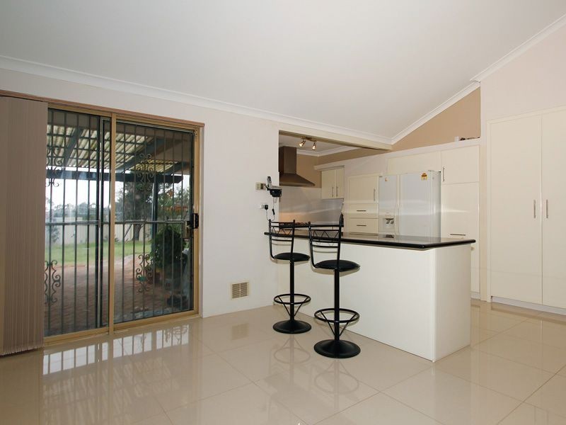 62 Merrifield Cir, Leeming WA 6149