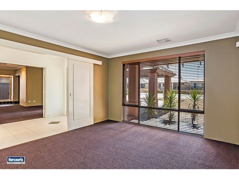 25 Holmes Street, Southern River WA 6110