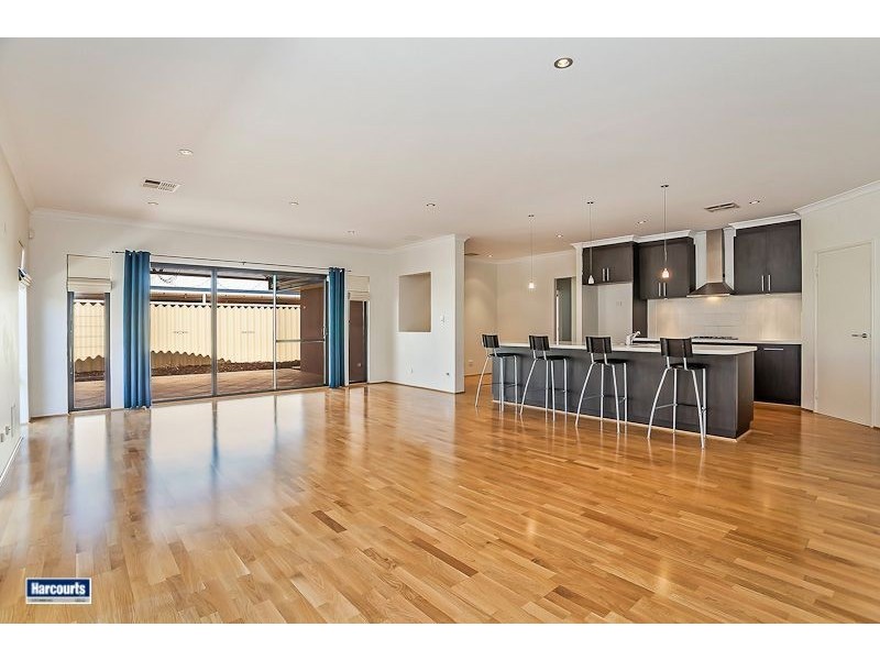 25 Holmes Street, Southern River WA 6110