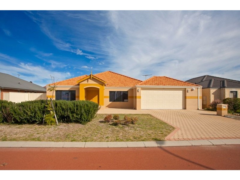 52 Ashmore Avenue, Canning Vale WA 6155