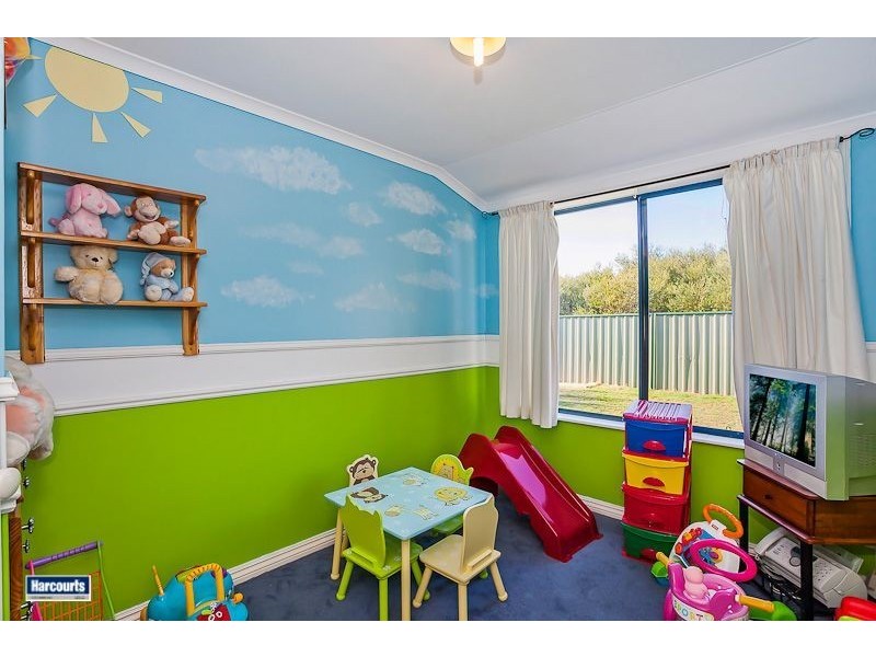 8 Cheltenham Court, Redcliffe WA 6104
