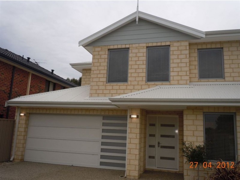 18 Tricia Court, Shelley WA 6148