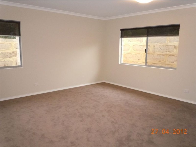 18 Tricia Court, Shelley WA 6148