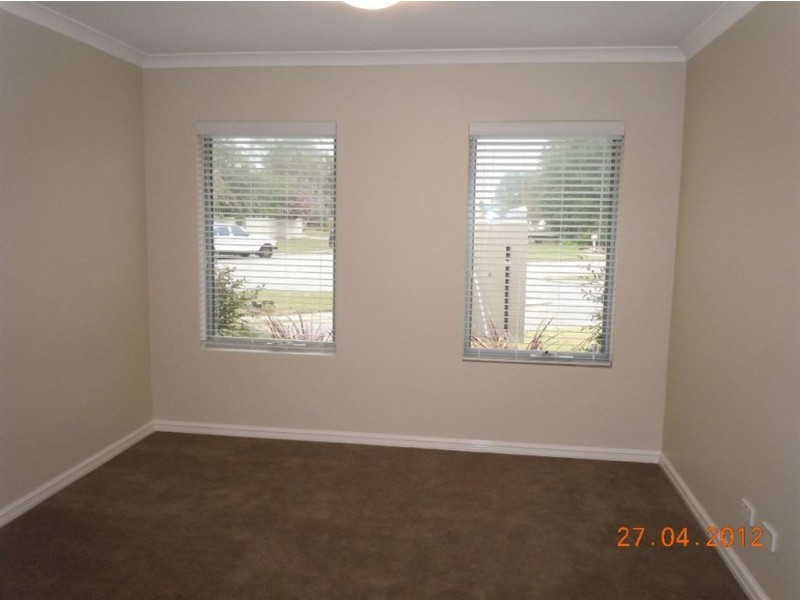 18 Tricia Court, Shelley WA 6148