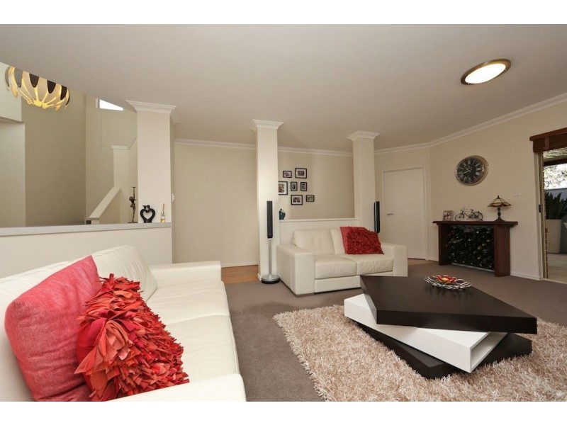6/11 Macleod Road, Applecross WA 6153