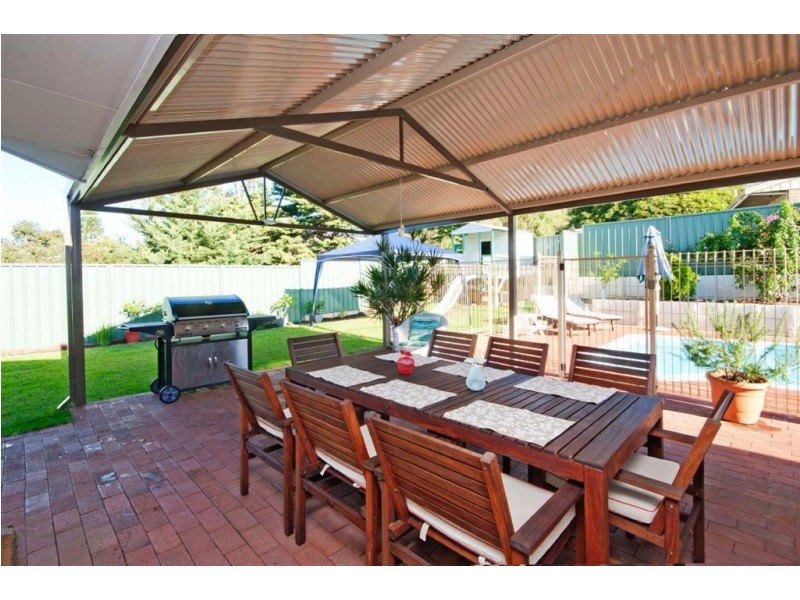 33 McKenzie Road, Samson WA 6163