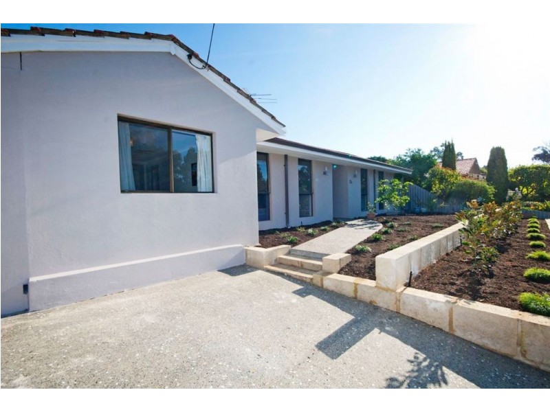 33 McKenzie Road, Samson WA 6163