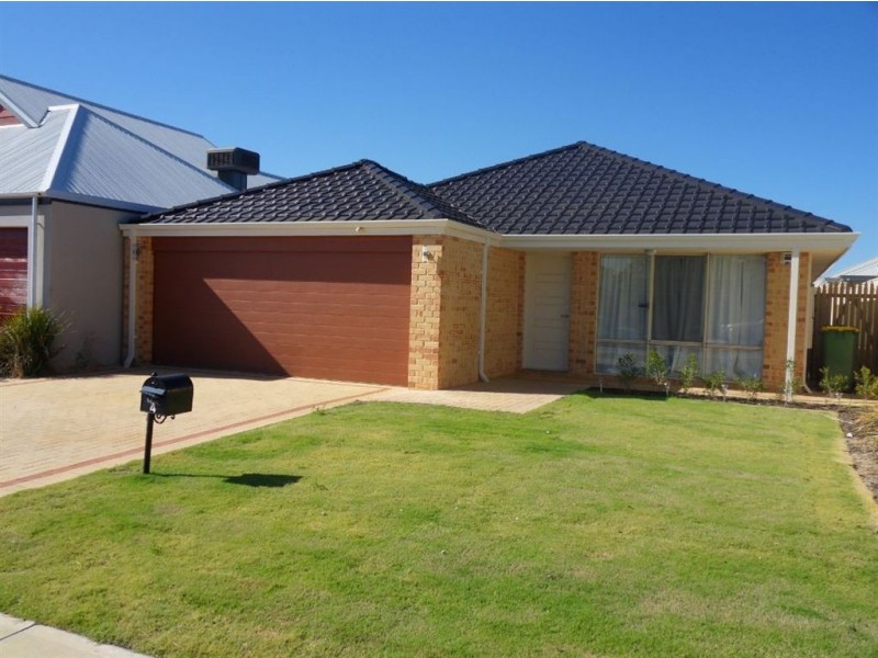 4 Daffodil Road, Canning Vale WA 6155