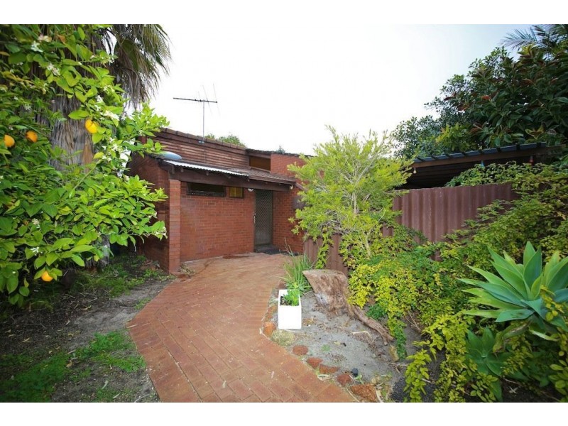 40 Periwinkle Way, Parkwood WA 6147
