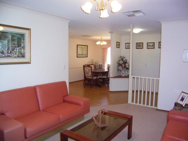 6a Byass Rise, Leeming WA 6149