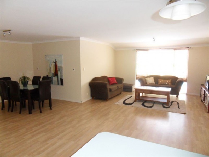 227 Amherst Road, Canning Vale WA 6155