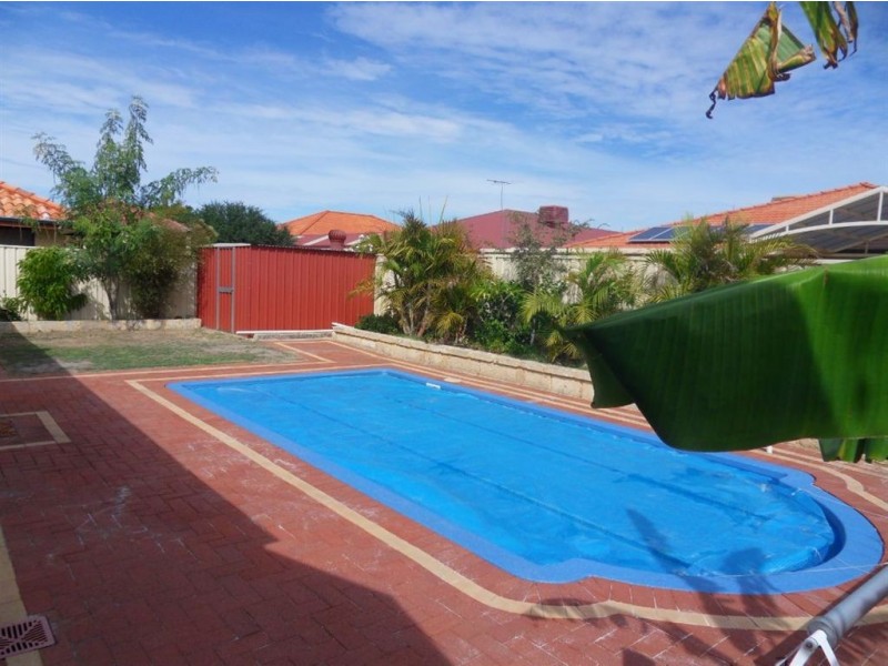 227 Amherst Road, Canning Vale WA 6155