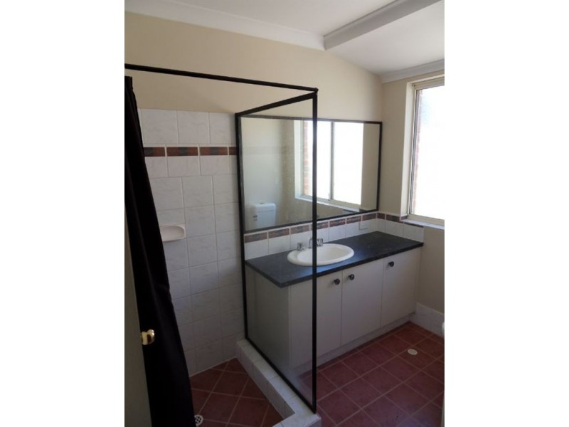 5 McKenzie Corner, Bertram WA 6167