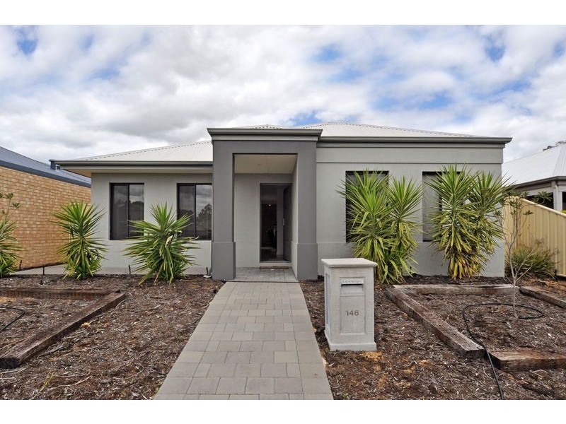 146 Fraser Road North, Canning Vale WA 6155