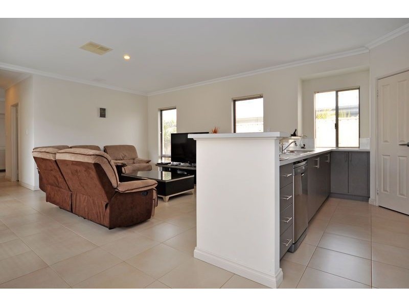 146 Fraser Road North, Canning Vale WA 6155