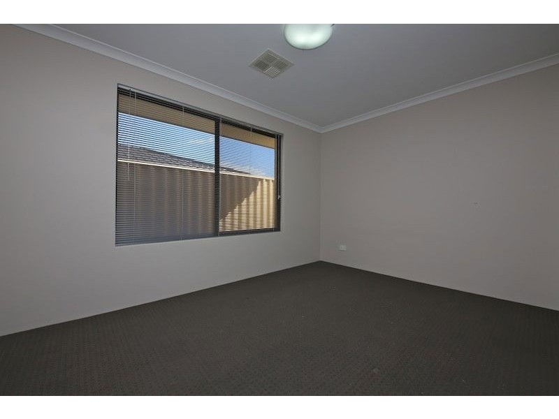 38 St Agnes Green, Southern River WA 6110