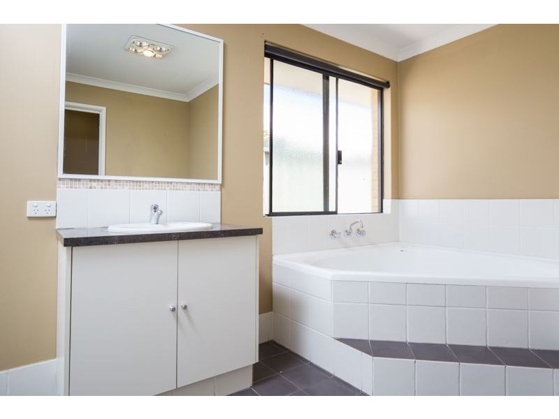 6 Cathedral Link, Aubin Grove WA 6164