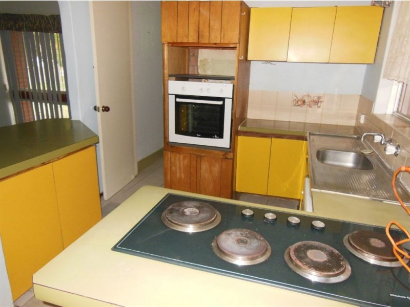 16 Tooting Street, Beckenham WA 6107