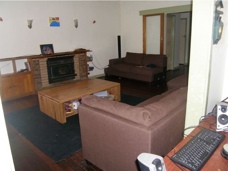 101 Pitchford Ave, Maddington WA 6109