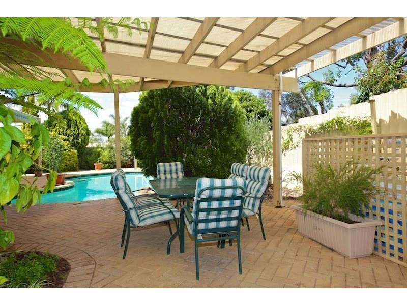 8 Kirby Way, Samson WA 6163