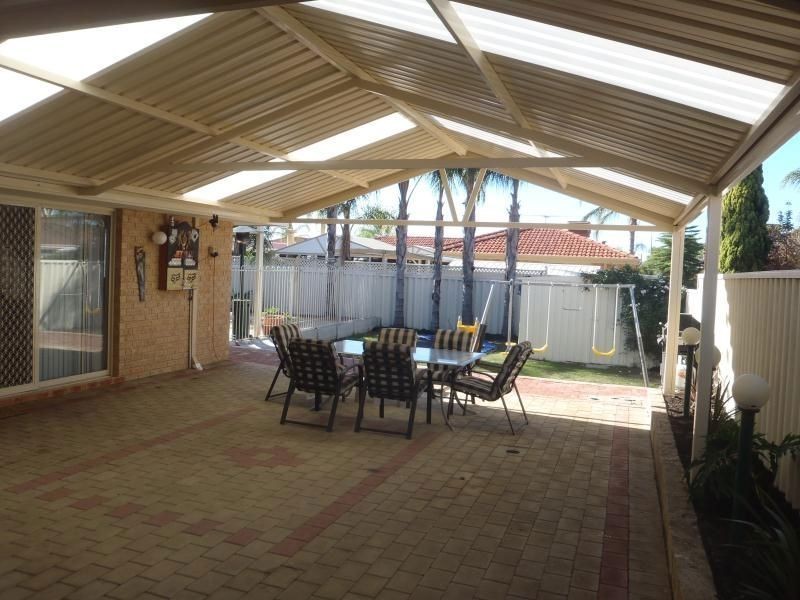 7 Brushbox Way, Huntingdale WA 6110