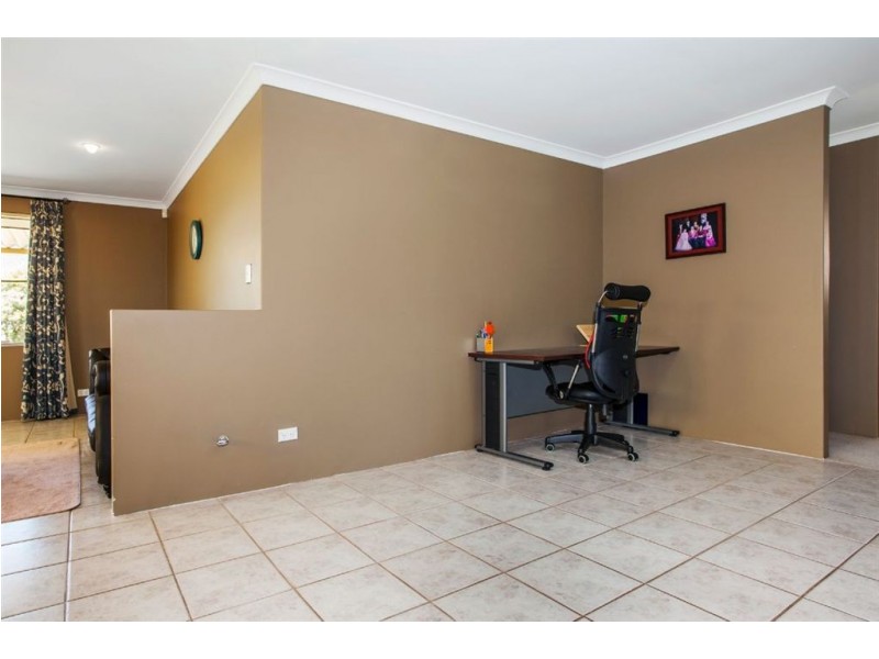 12 Woodland Dale, Canning Vale WA 6155