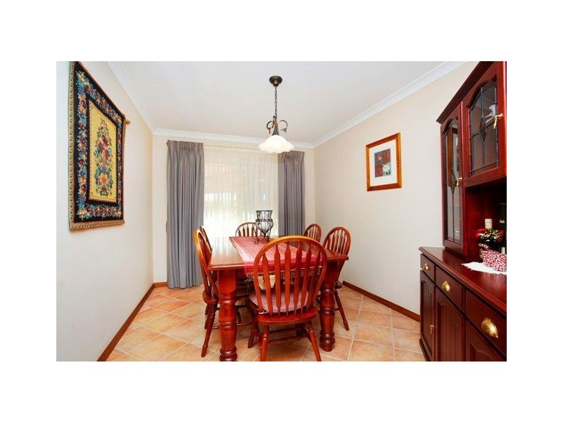 26 Marshwood Retreat, Bibra Lake WA 6163