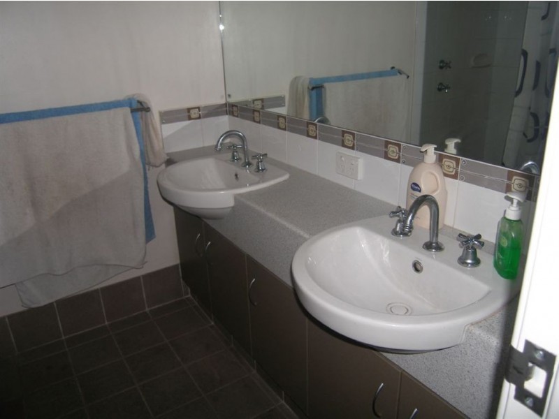 5 Atkinson Way, Canning Vale WA 6155