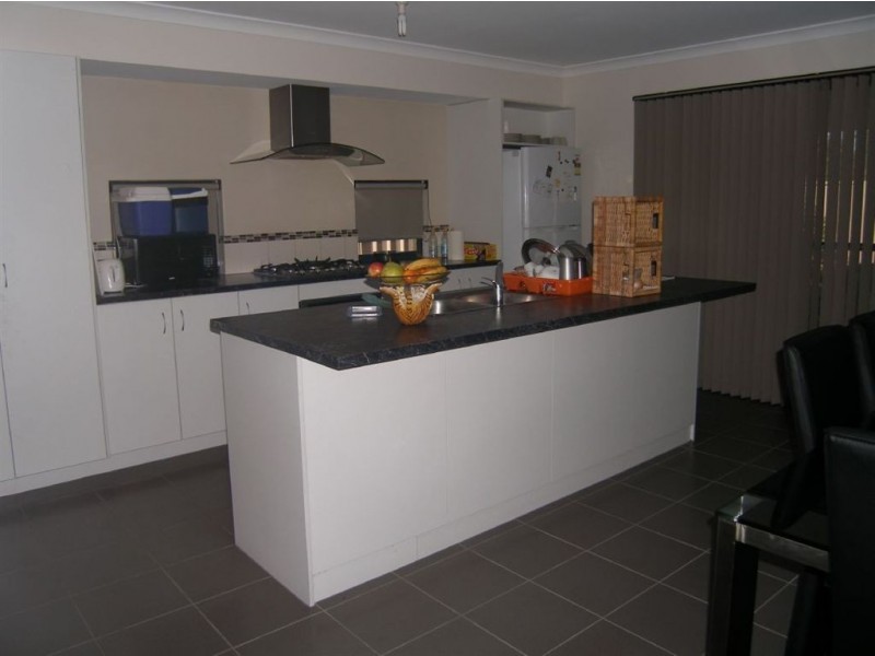 5 Atkinson Way, Canning Vale WA 6155