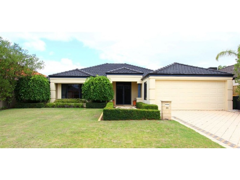 24 Bennett Drive, Canning Vale WA 6155