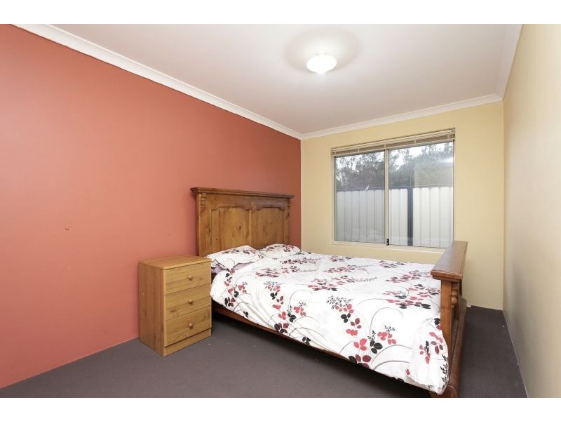 20 Rosemary Street, Wattle Grove WA 6107