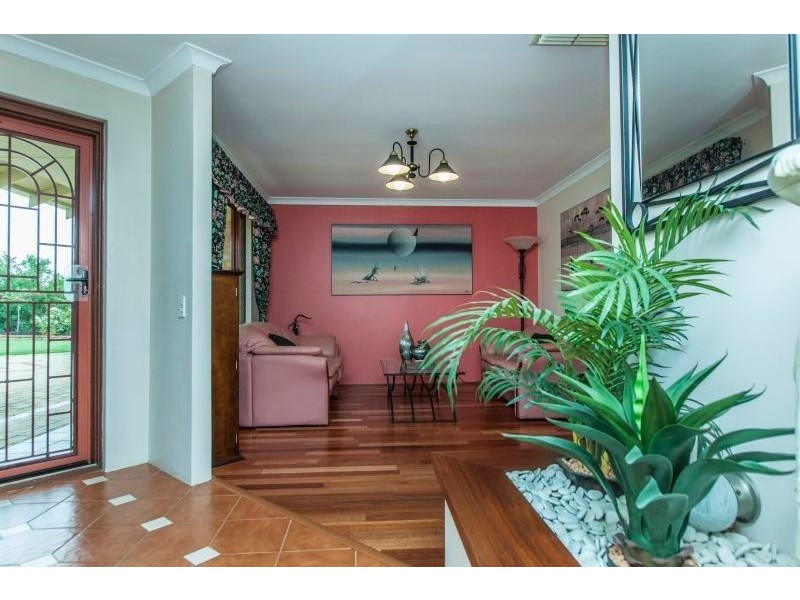 9 Moresby Close, Bibra Lake WA 6163