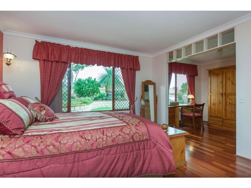 9 Moresby Close, Bibra Lake WA 6163