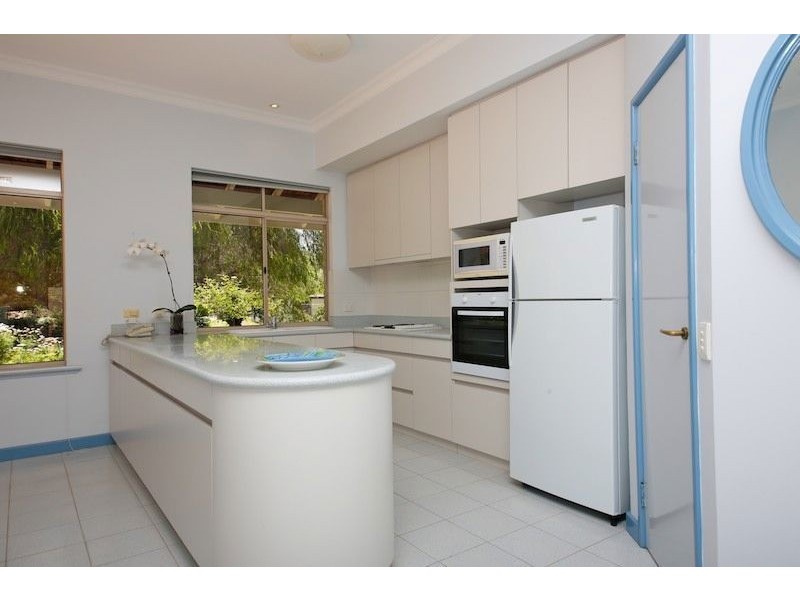 41a Melville Beach Road, Applecross WA 6153