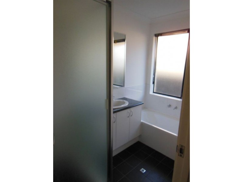 5 Baldessin Avenue, Harrisdale WA 6112